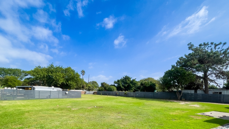 6 Bedroom Property for Sale in Riverside Western Cape